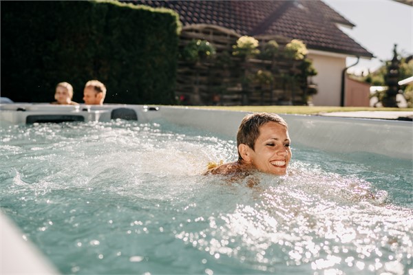 Swim-Spa: Schwimmen & Massage in einem