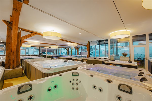 Die gr&ouml;sste Swimspa Ausstellung der Schweiz